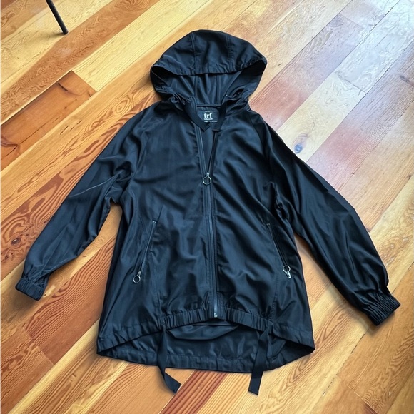 Foldable, packable black Zara jacket - Picture 3 of 9